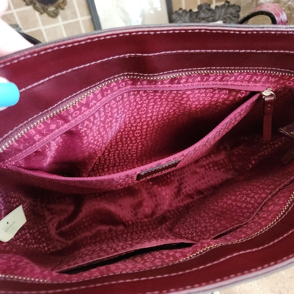 Kate Spade New York Sawyer Street Mulled Smooth Wine Large Tote - Picture 13 of 15